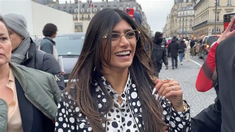 MIA KHALIFA AT LOUIS VUITTON MEN'S FALL.